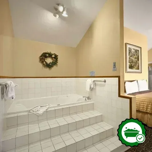 Hotels with jacuzzi in room in Wenatchee