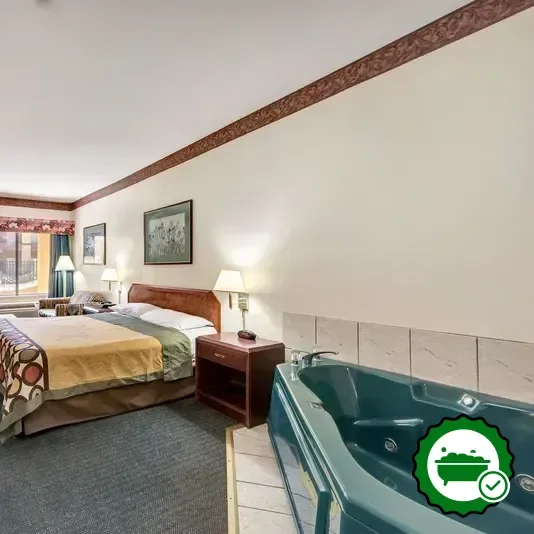 Hotels with jacuzzi in room in Weslaco
