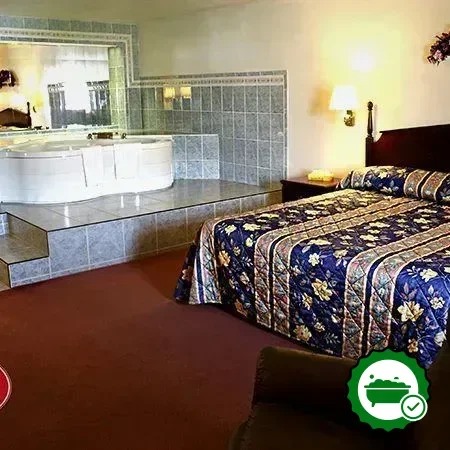 Hotels with jacuzzi in room in Westminster