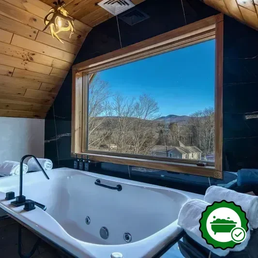 Hotels with jacuzzi in room in Windham