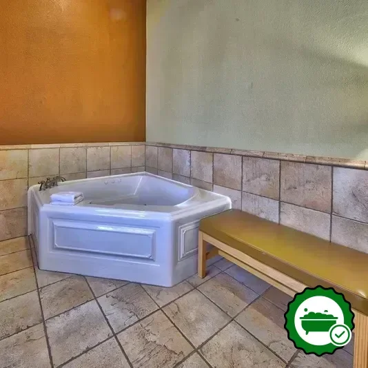 Hotels with jacuzzi in room in Wolfforth